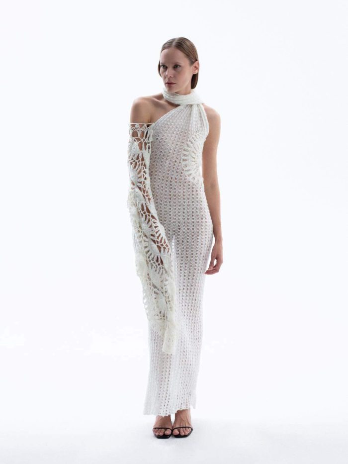 *Rent* Knitted scarf neck white dress Punia