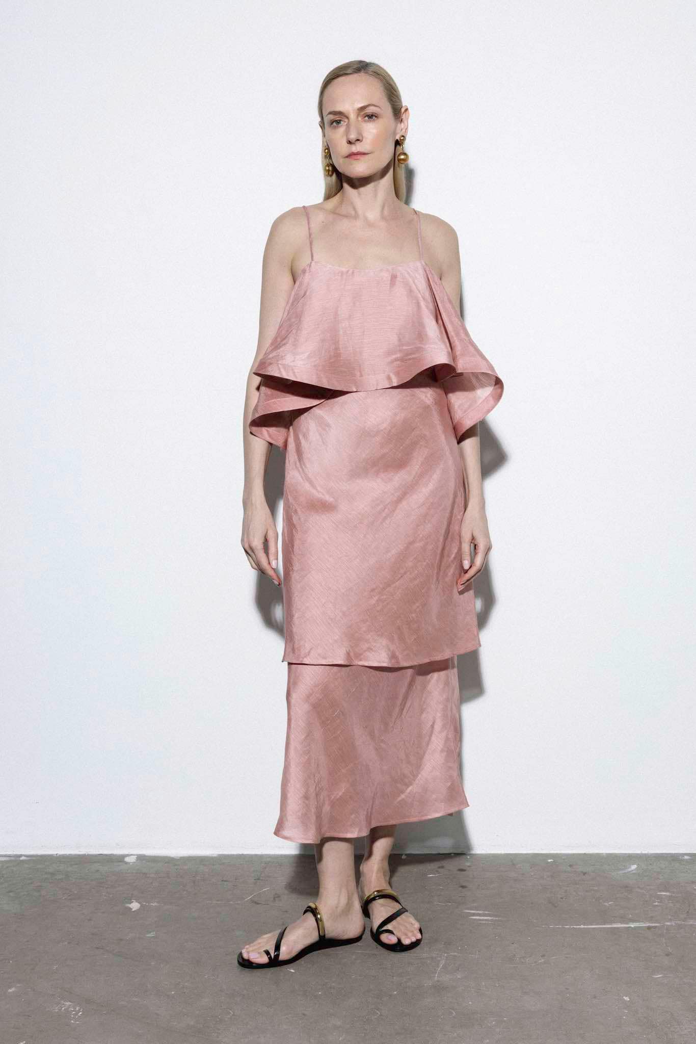 *Rent* Ruffled Summer pink Dress Jūra