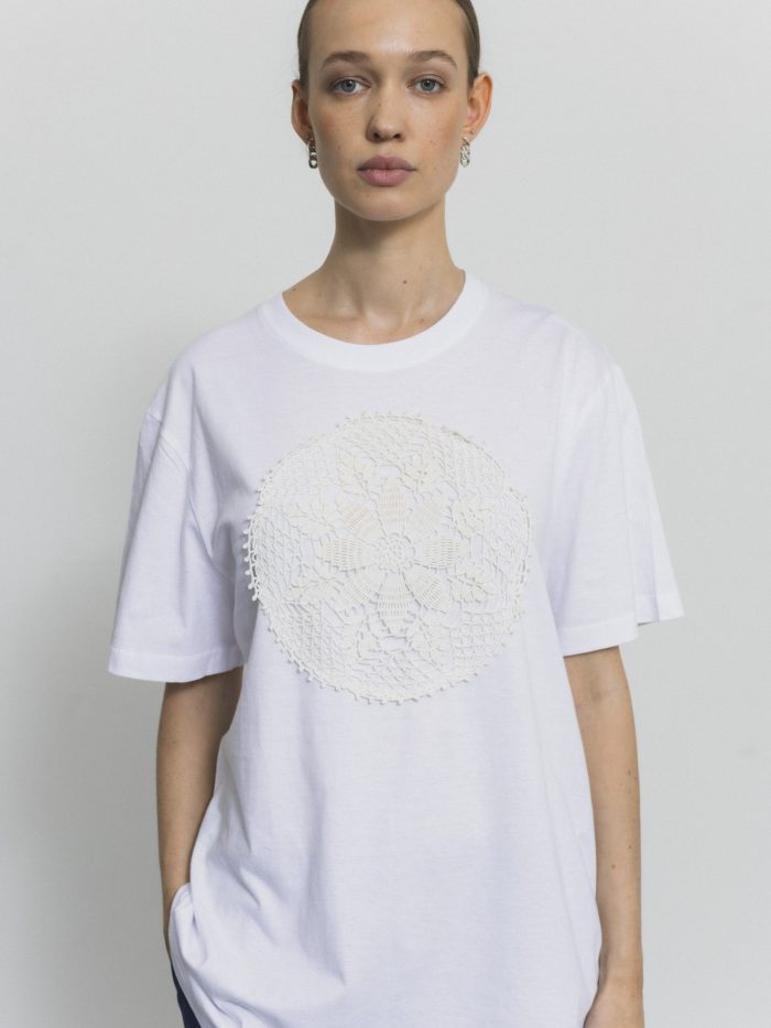 Oversized White T-Shirt with Hand-made Milky Crochet